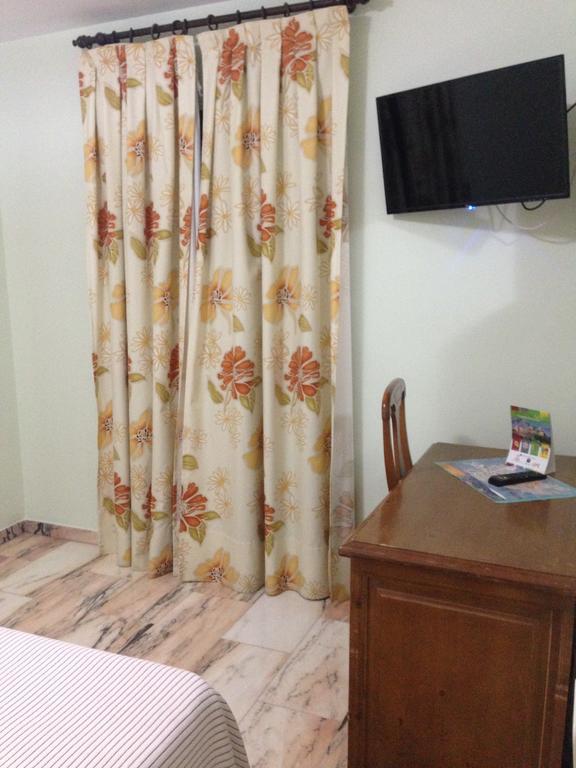 Hostal Rio De Oro Alcalá la Real Kültér fotó