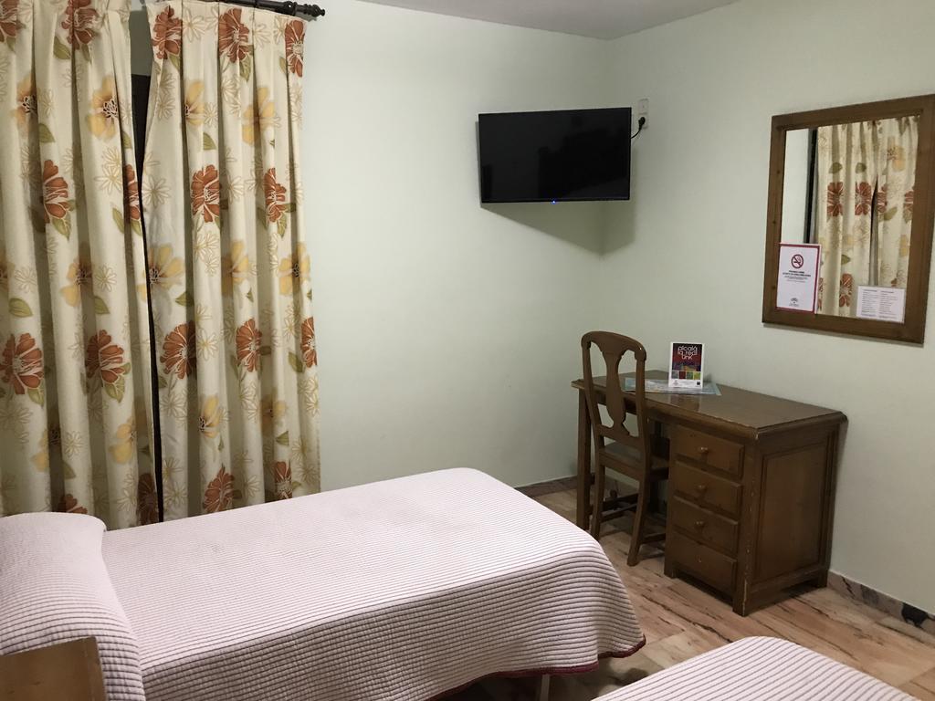 Hostal Rio De Oro Alcalá la Real Kültér fotó