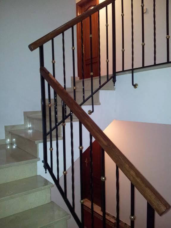 Hostal Rio De Oro Alcalá la Real Kültér fotó
