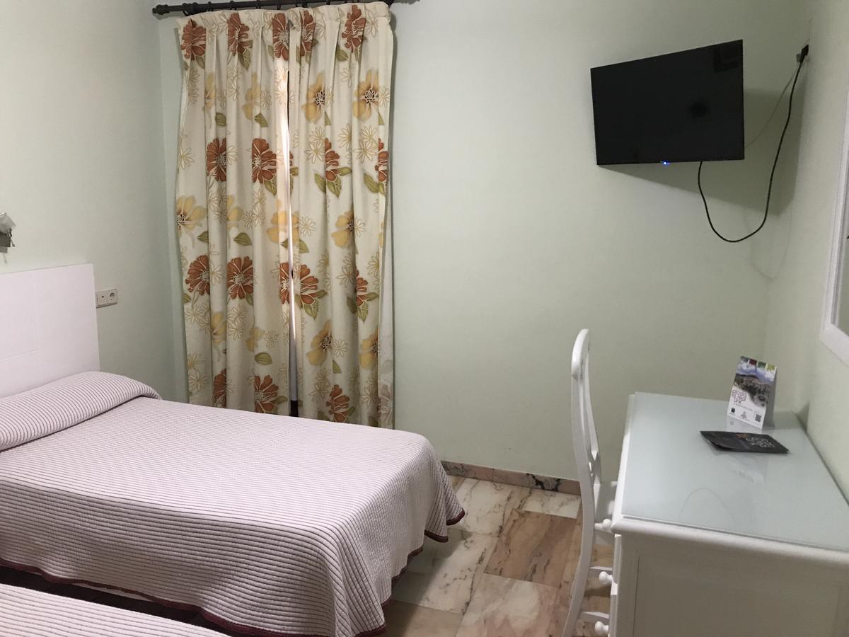 Hostal Rio De Oro Alcalá la Real Kültér fotó