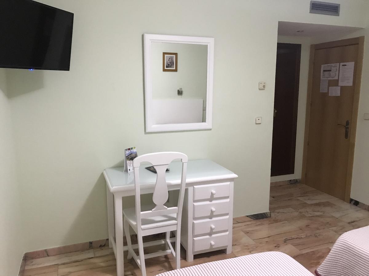 Hostal Rio De Oro Alcalá la Real Kültér fotó