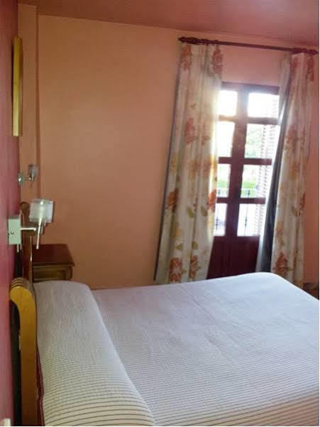 Hostal Rio De Oro Alcalá la Real Kültér fotó
